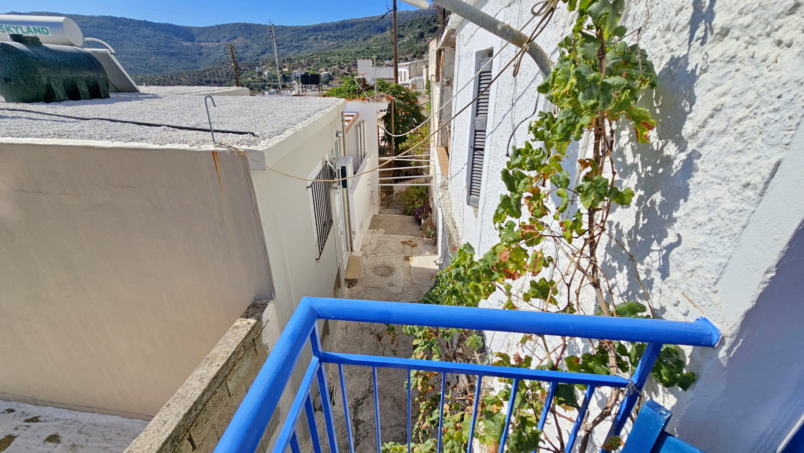 RECENTLY RENOVATED TRADITIONAL VILLAGE HOUSE FOR SALE IN KRITSA, CRETE