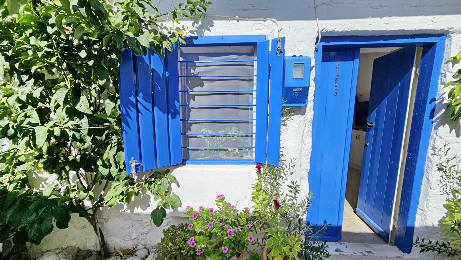 RECENTLY RENOVATED TRADITIONAL VILLAGE HOUSE FOR SALE IN KRITSA, CRETE