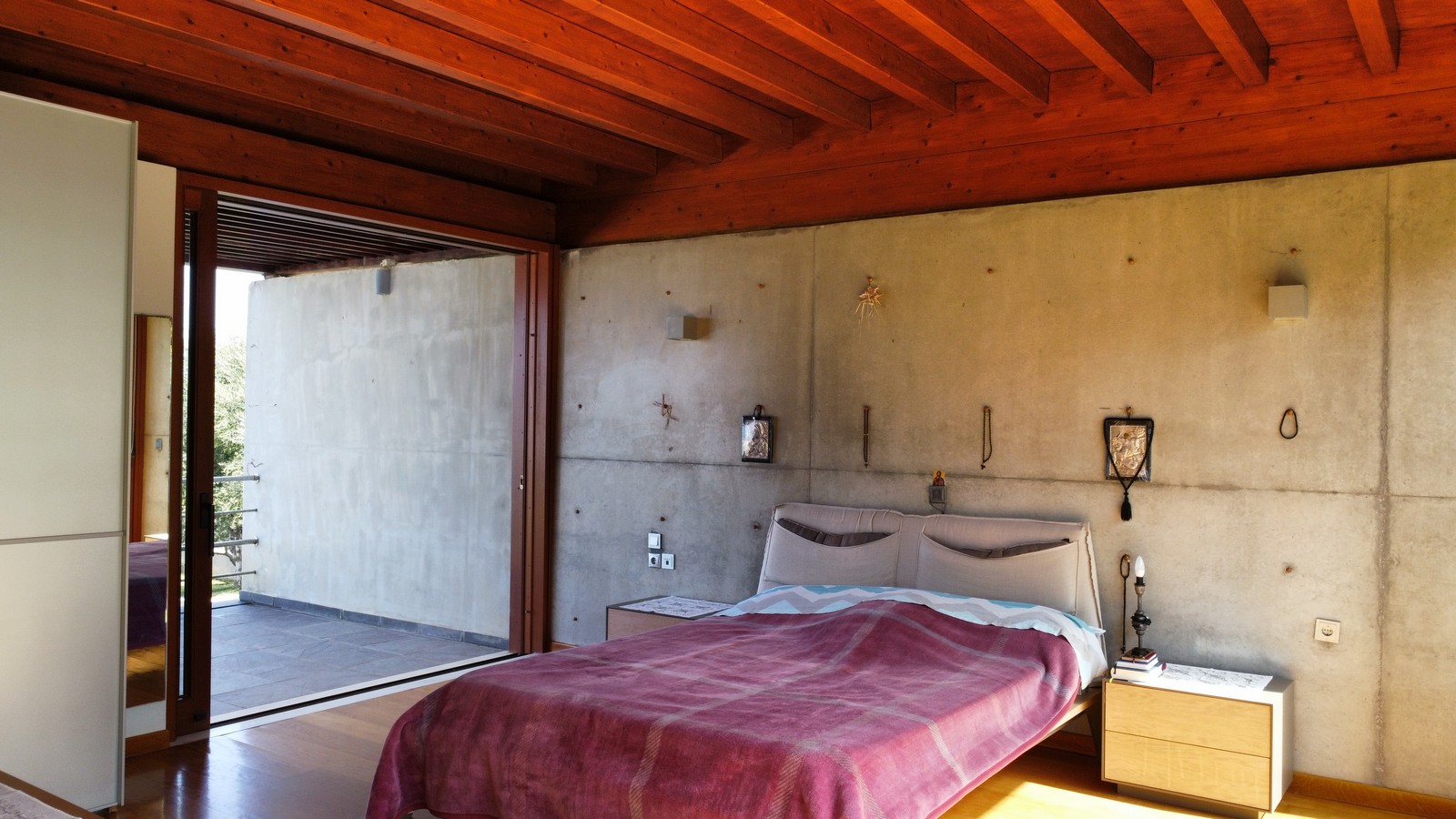 luxury-seaview-villa-by-the-beach-for-sale_135