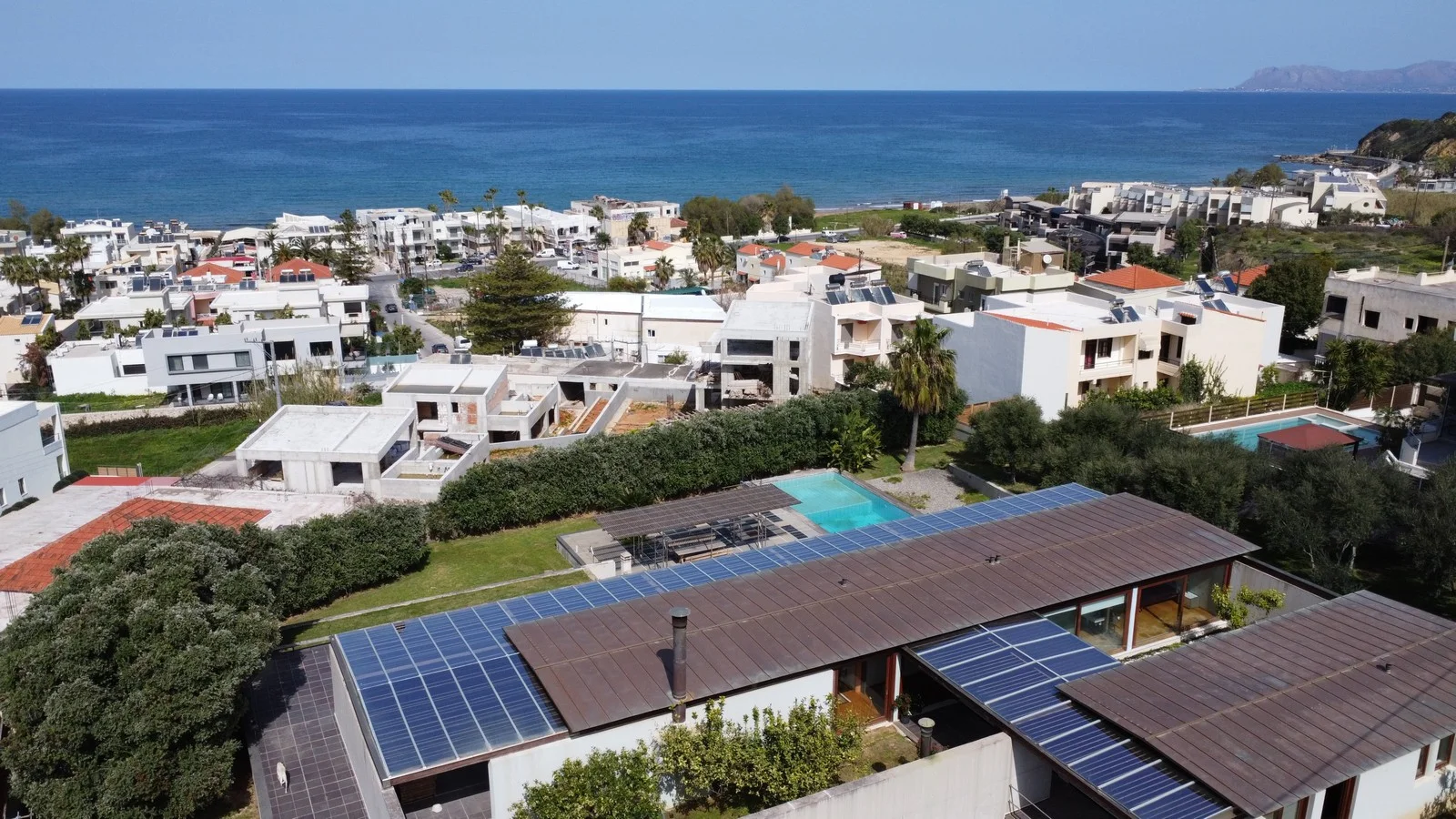 luxury-seaview-villa-by-the-beach-for-sale_14