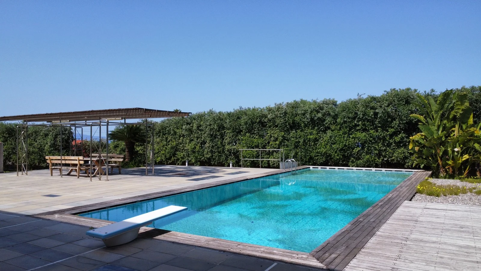 luxury-seaview-villa-by-the-beach-for-sale_165