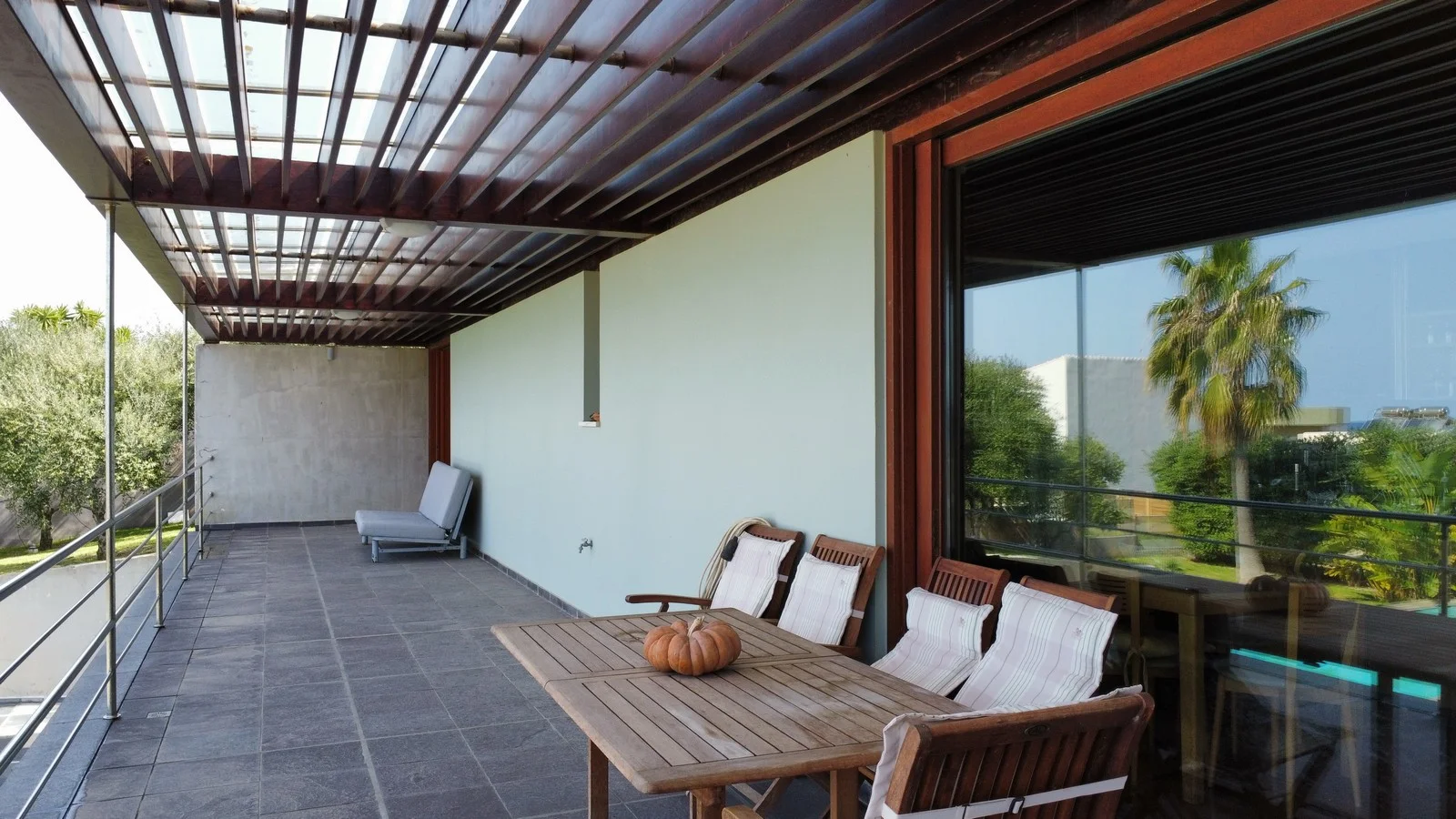 luxury-seaview-villa-by-the-beach-for-sale_174