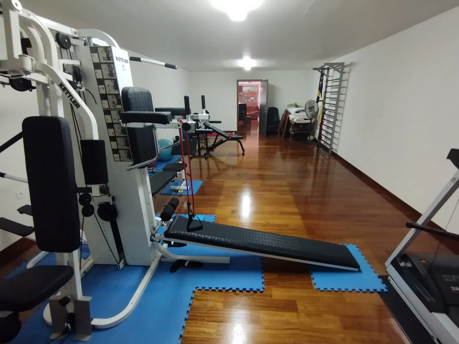 luxury-seaview-villa-by-the-beach-for-sale_2-1