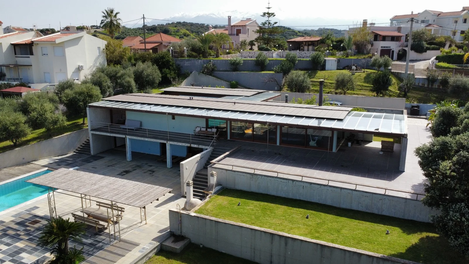 luxury-seaview-villa-by-the-beach-for-sale_229