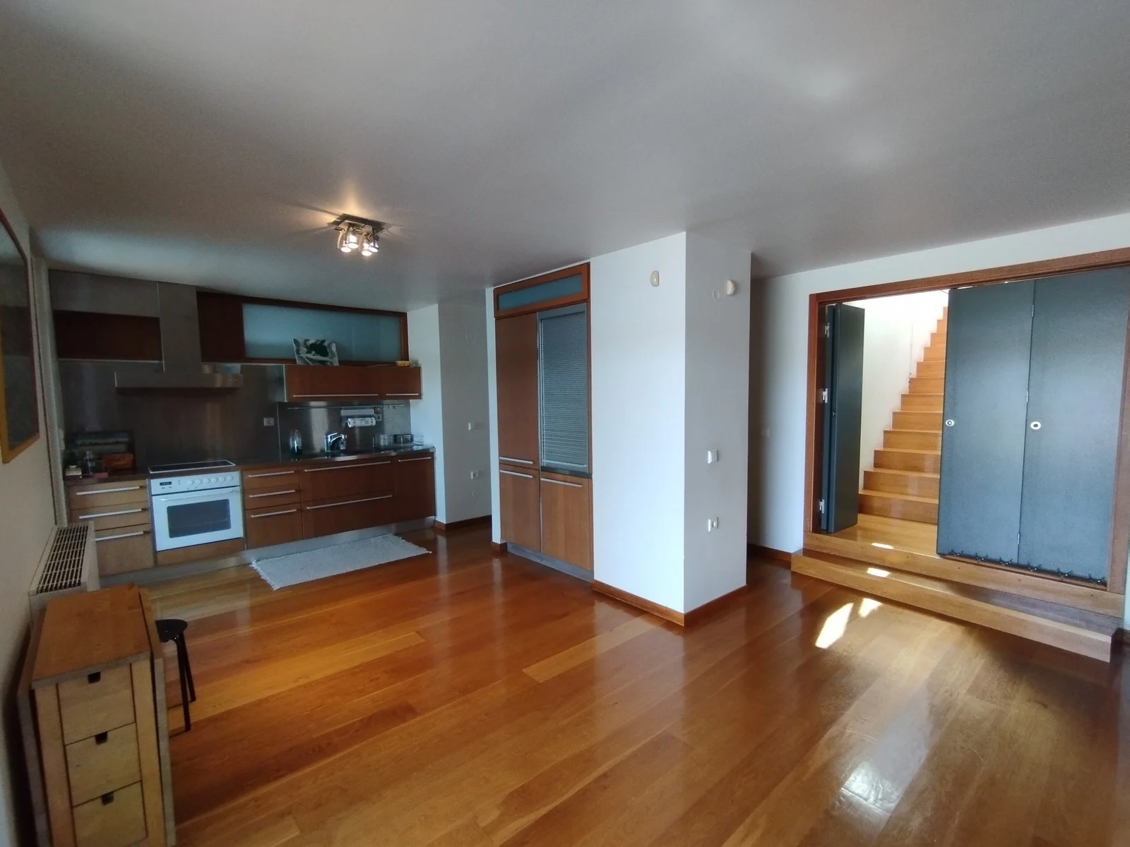 luxury-seaview-villa-by-the-beach-for-sale_372