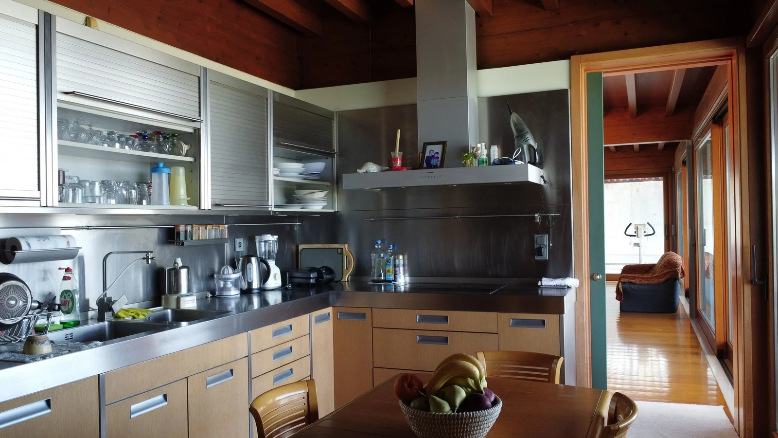 luxury-seaview-villa-by-the-beach-for-sale_43