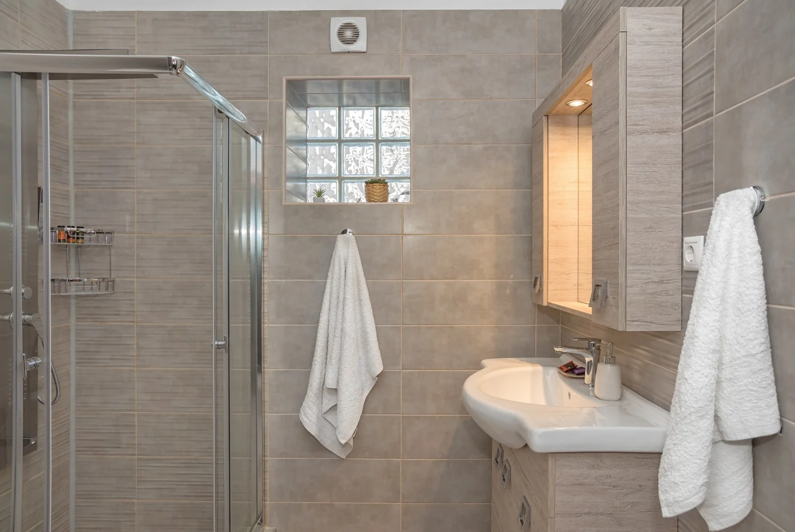 villa-for-sale-neo-chorio-11