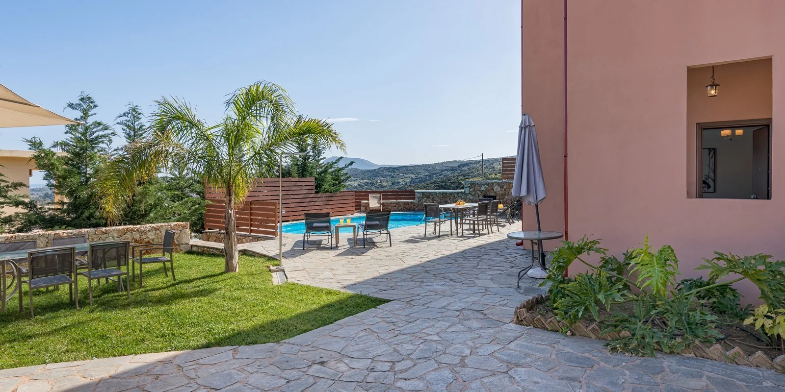 villa-for-sale-neo-chorio-27