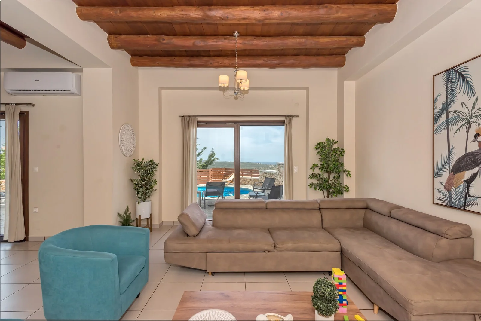 villa-for-sale-neo-chorio-36