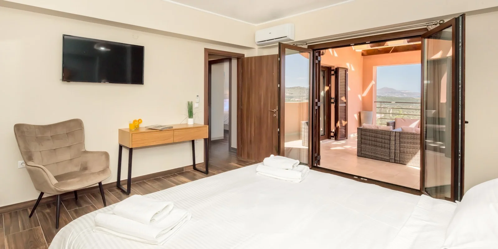 villa-for-sale-neo-chorio-5