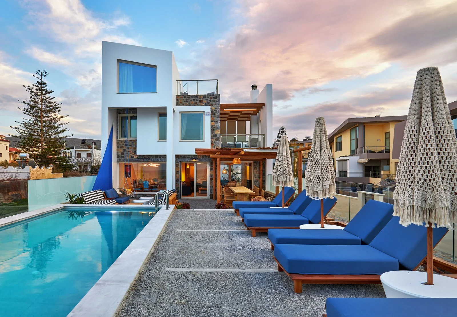 villa-for-sale-in-kokkini-hani_10