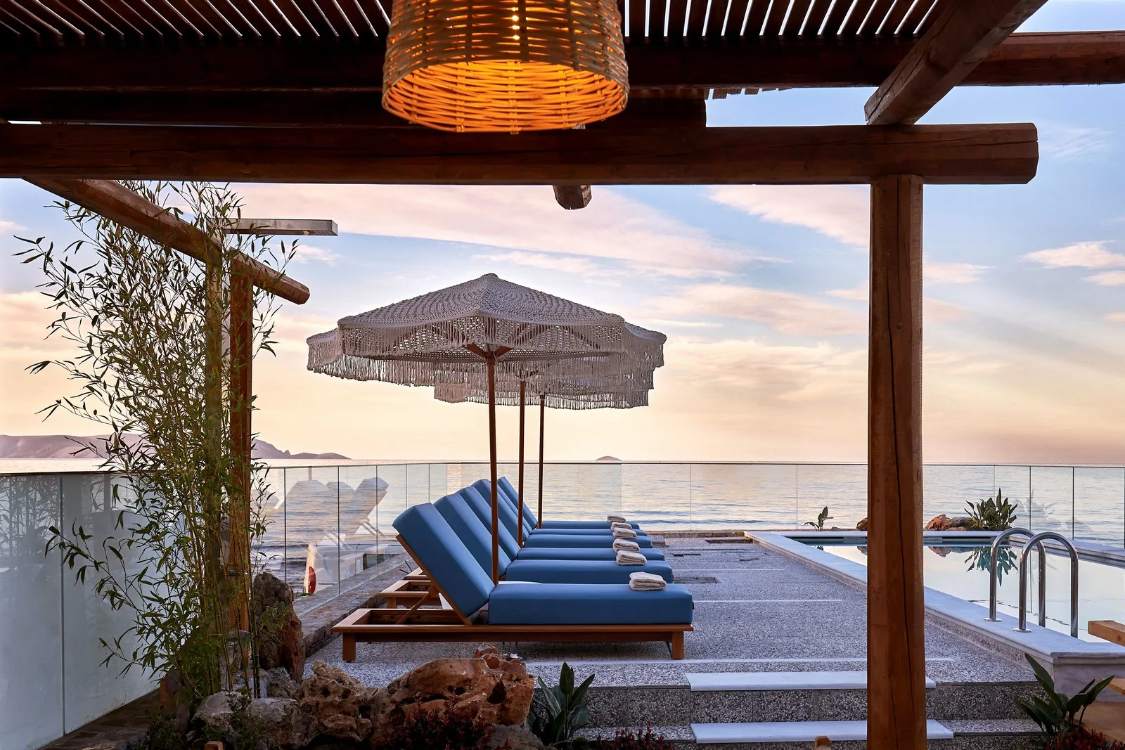 villa-for-sale-in-kokkini-hani_16