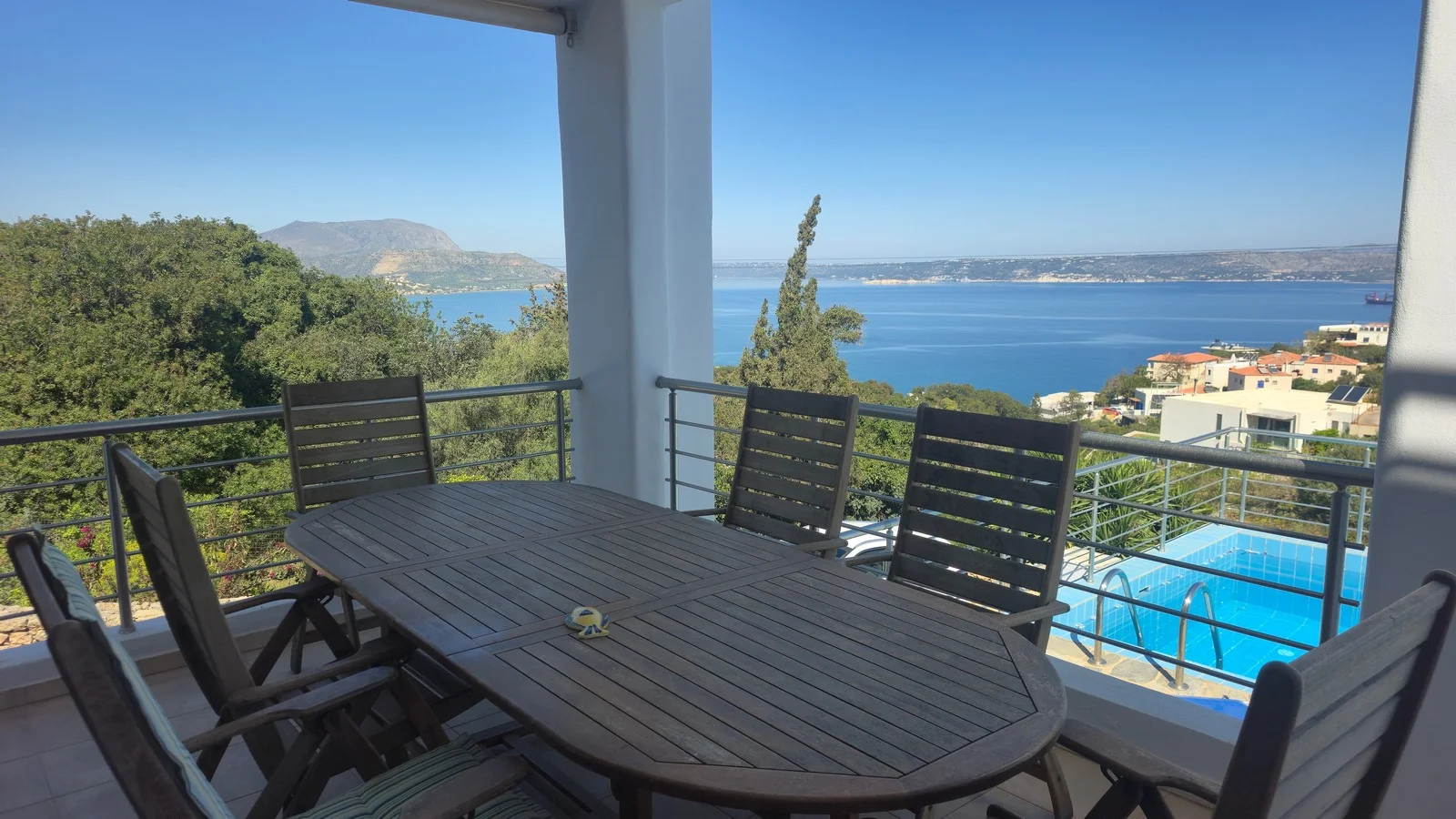 villa-for-sale-in-plaka_22
