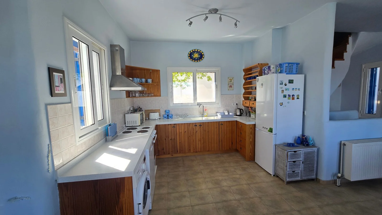 villa-for-sale-in-plaka_29