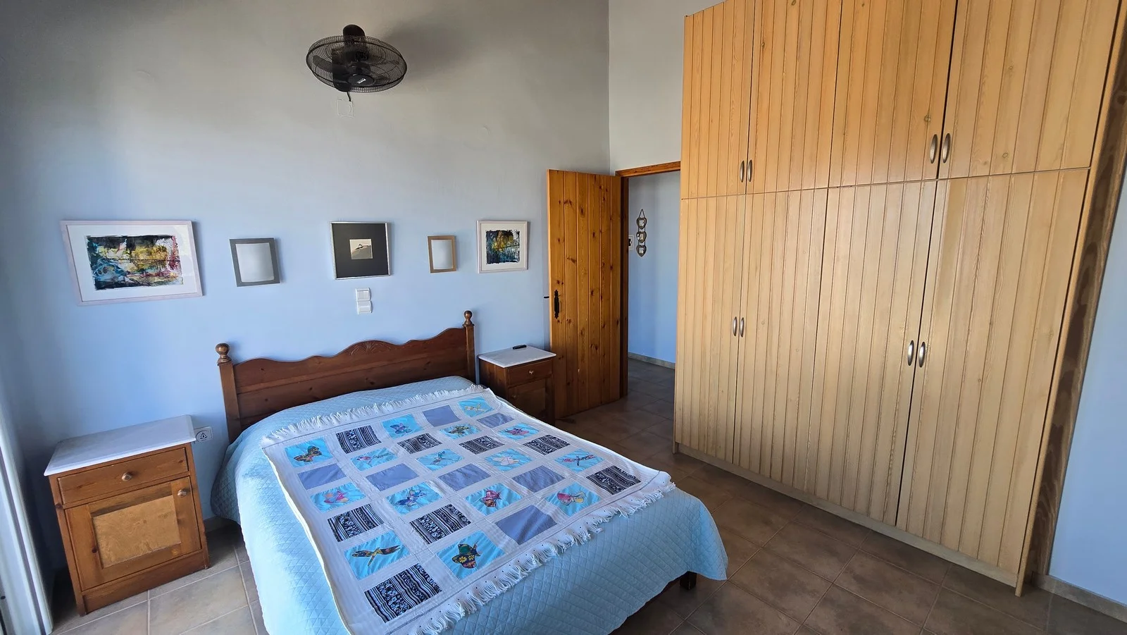 villa-for-sale-in-plaka_67