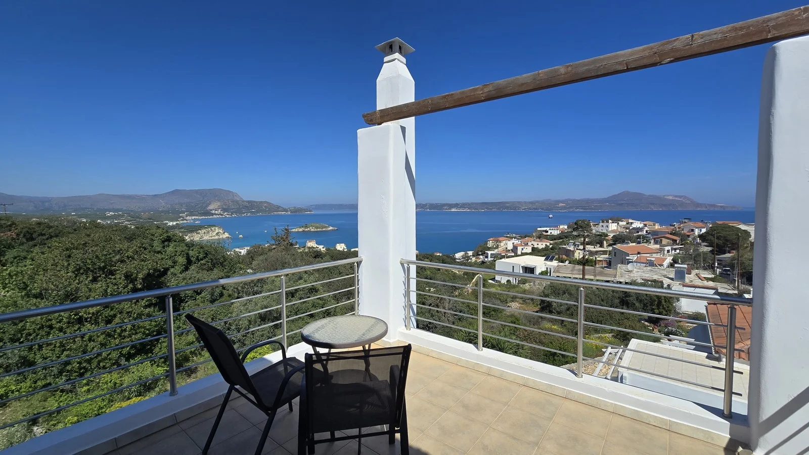 villa-for-sale-in-plaka_68