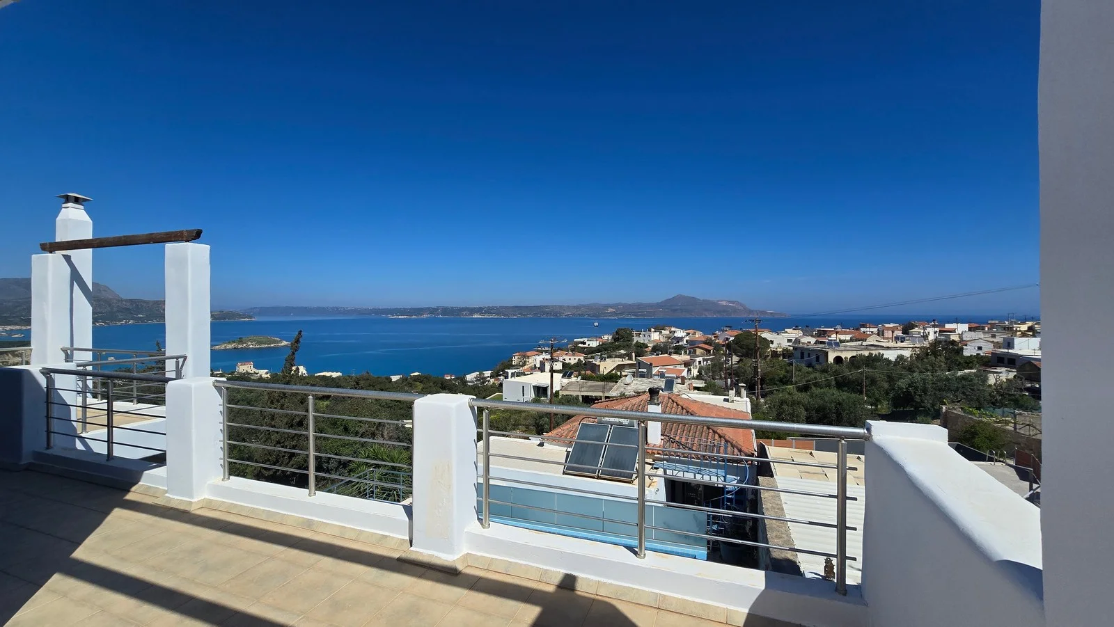 villa-for-sale-in-plaka_82