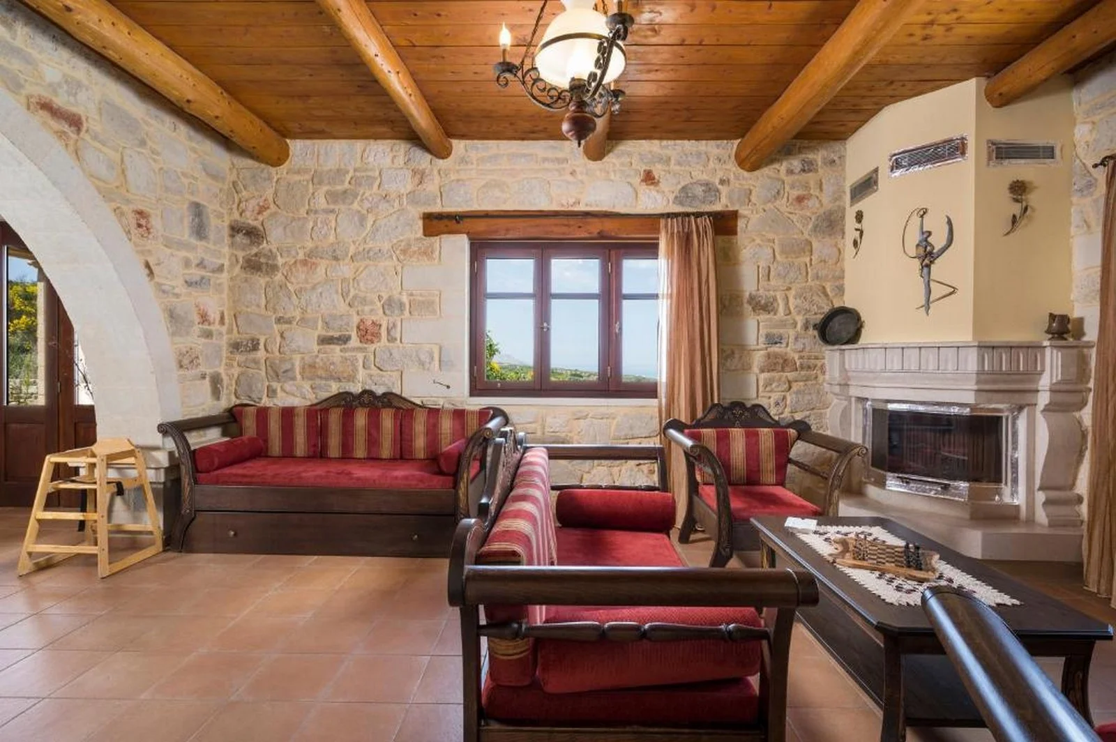 villa-for-sale-near-Falasarna-10