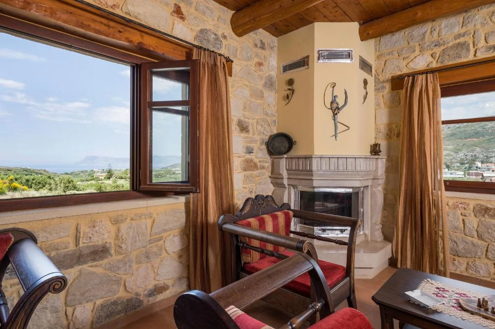 villa-for-sale-near-Falasarna-12