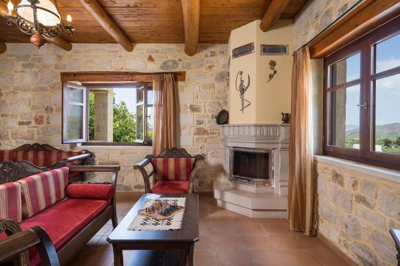 villa-for-sale-near-Falasarna-13