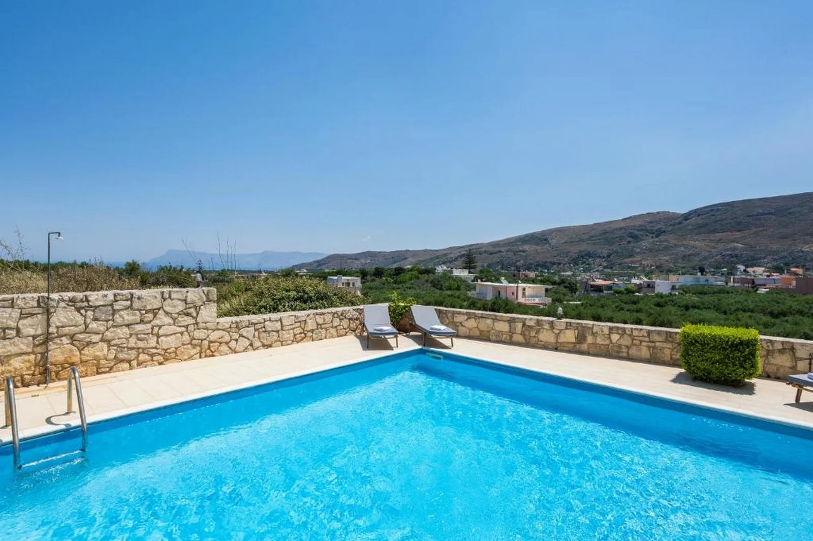 villa-for-sale-near-Falasarna-15