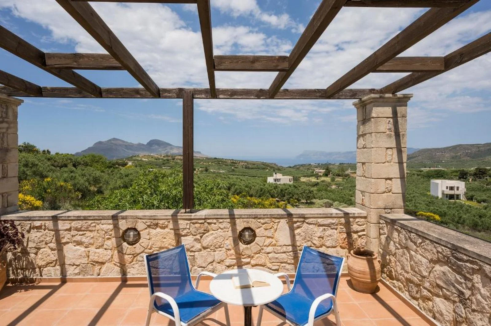 villa-for-sale-near-Falasarna-2