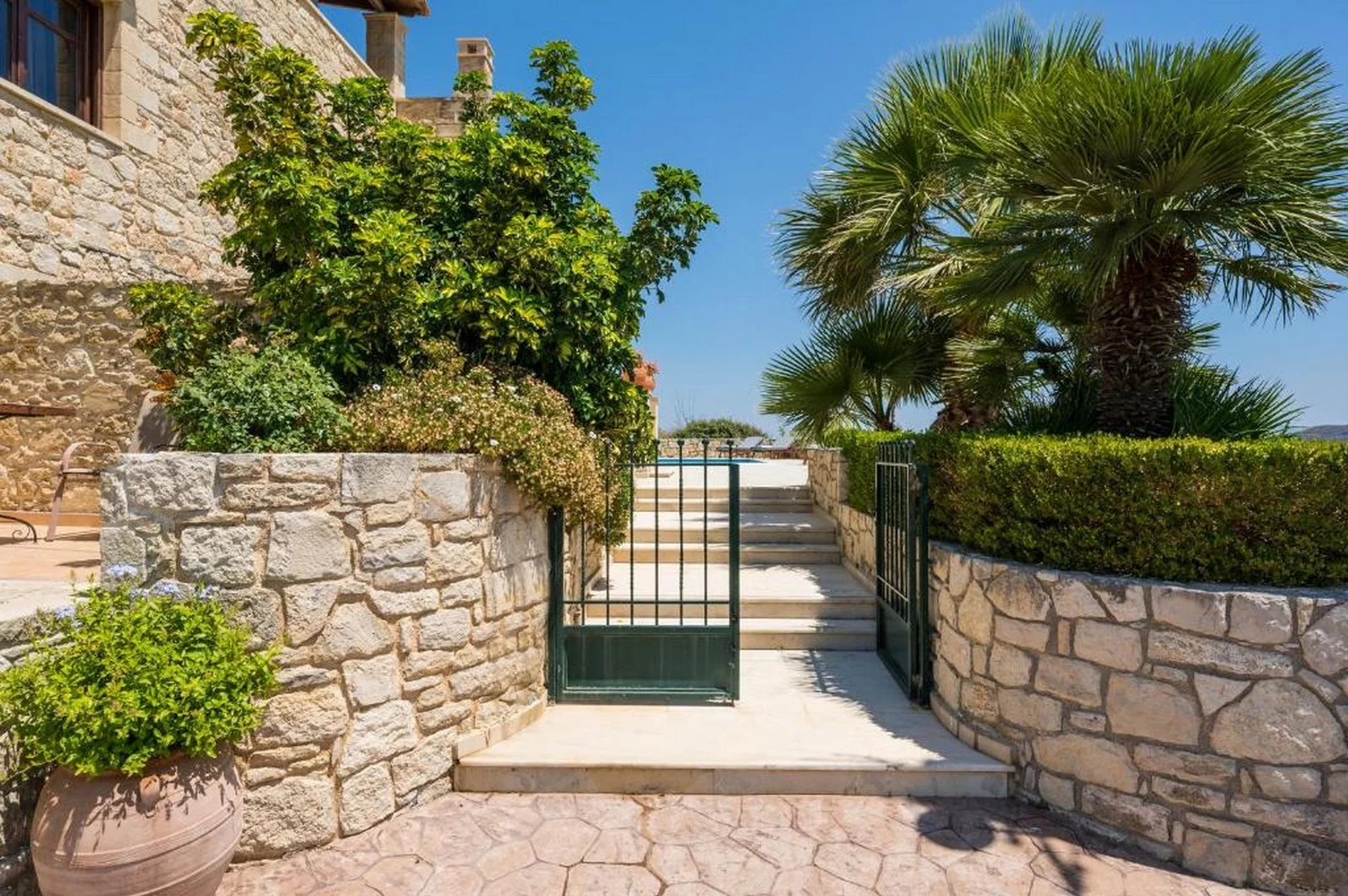 villa-for-sale-near-Falasarna-26