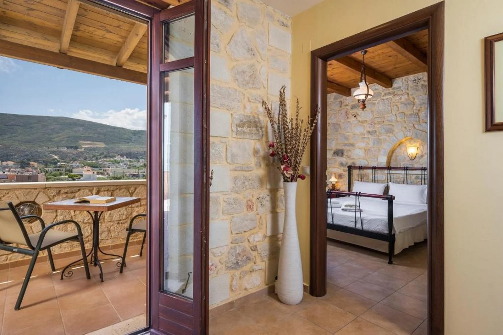villa-for-sale-near-Falasarna-29