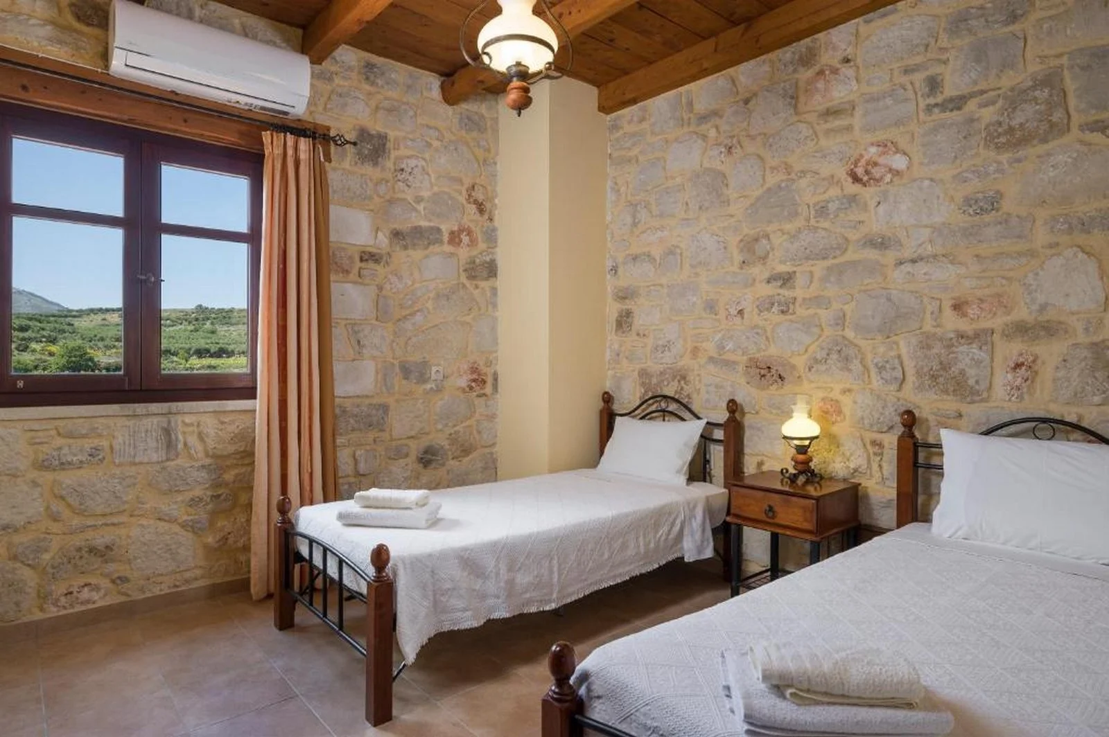 villa-for-sale-near-Falasarna-30