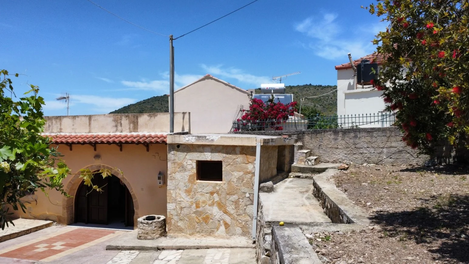 property-for-sale-kalamitsi-amigdalou