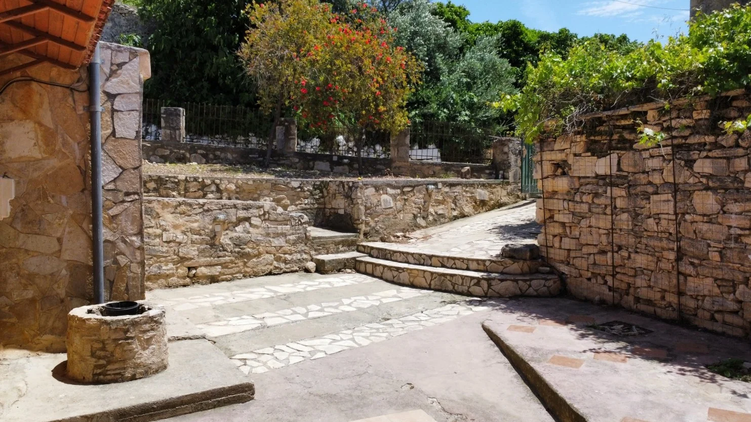 property-for-sale-kalamitsi-amigdalou_23