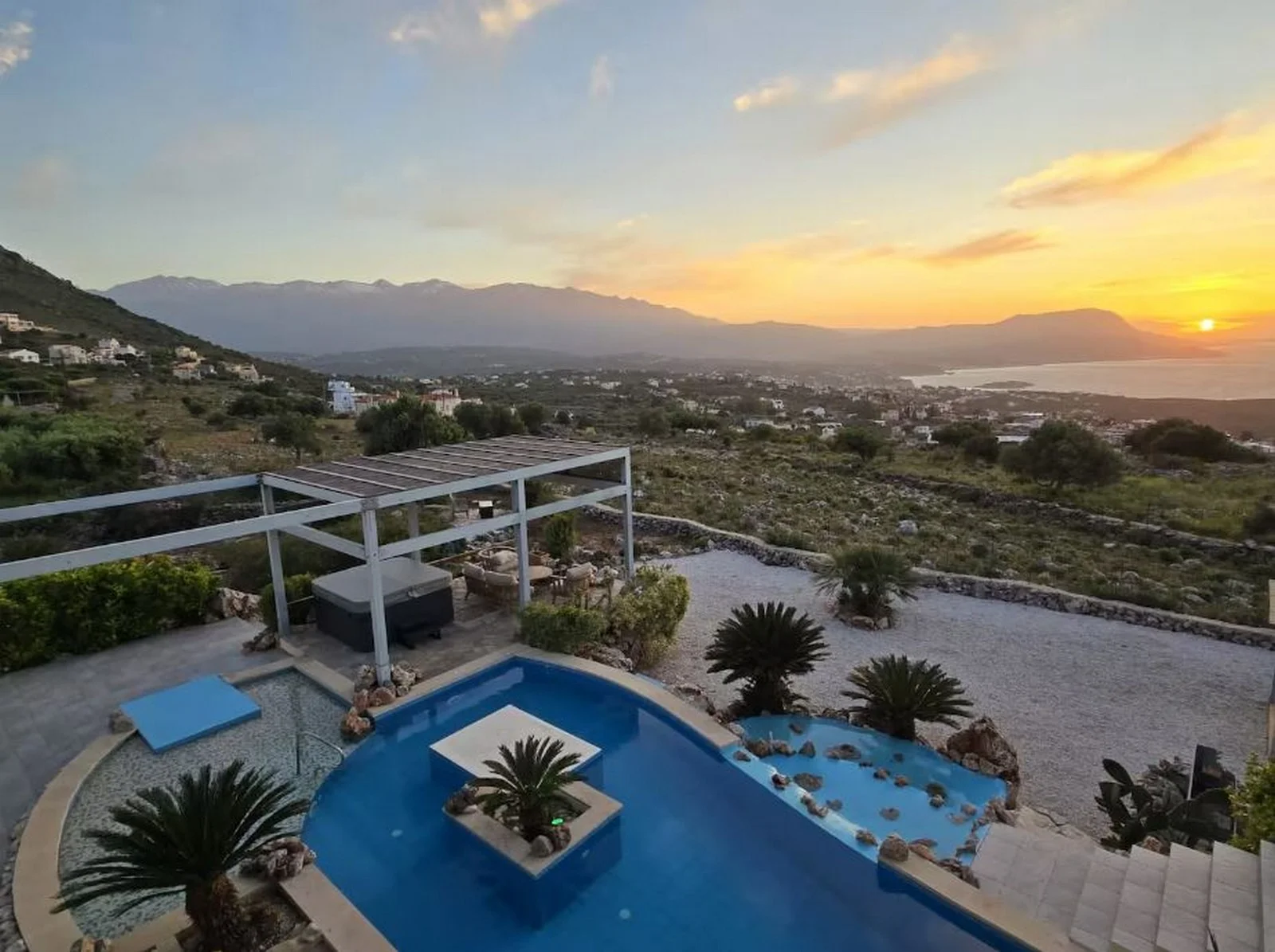 property-sale-kokkino-chorio-10