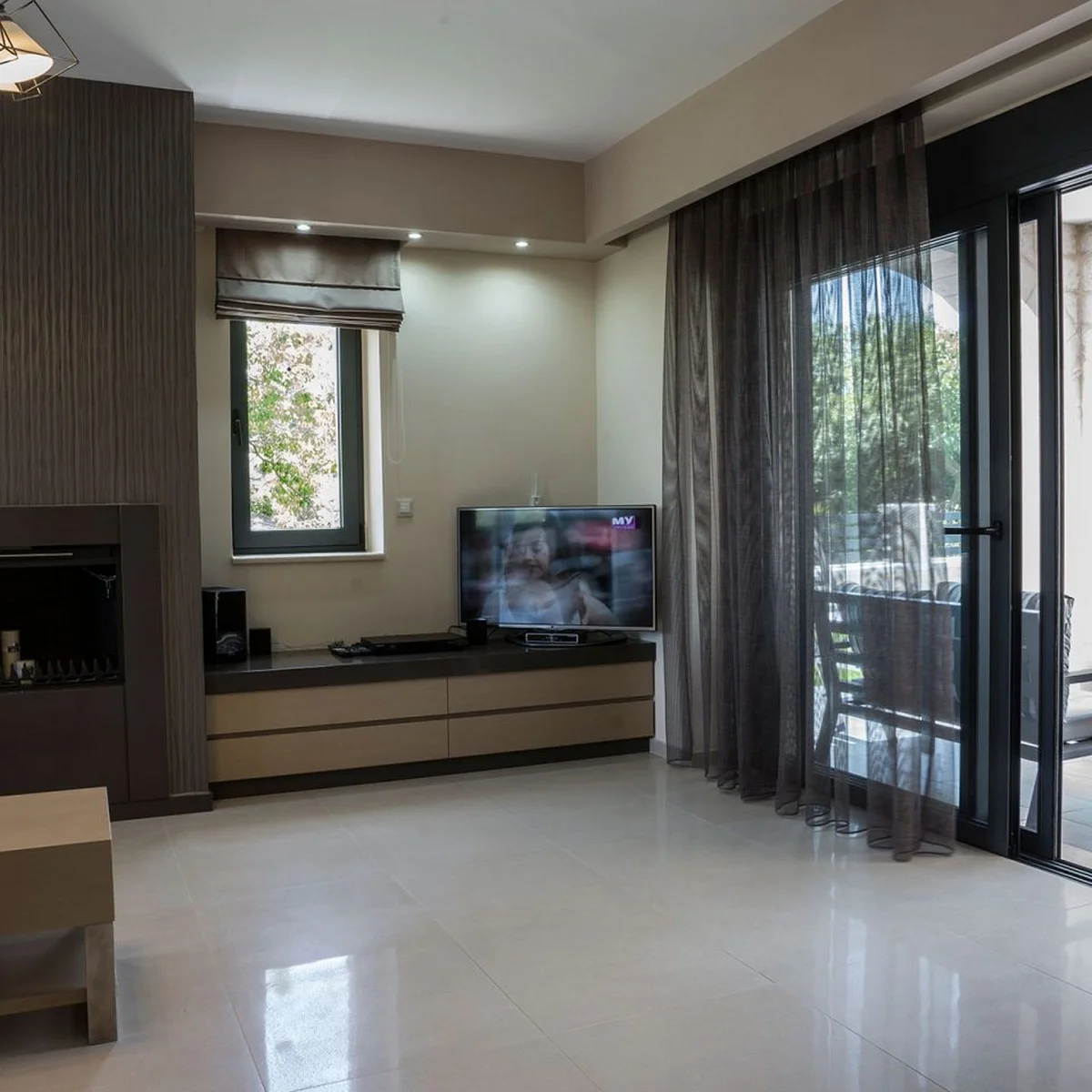 stone-villa-for-sale-in-almyrida-15