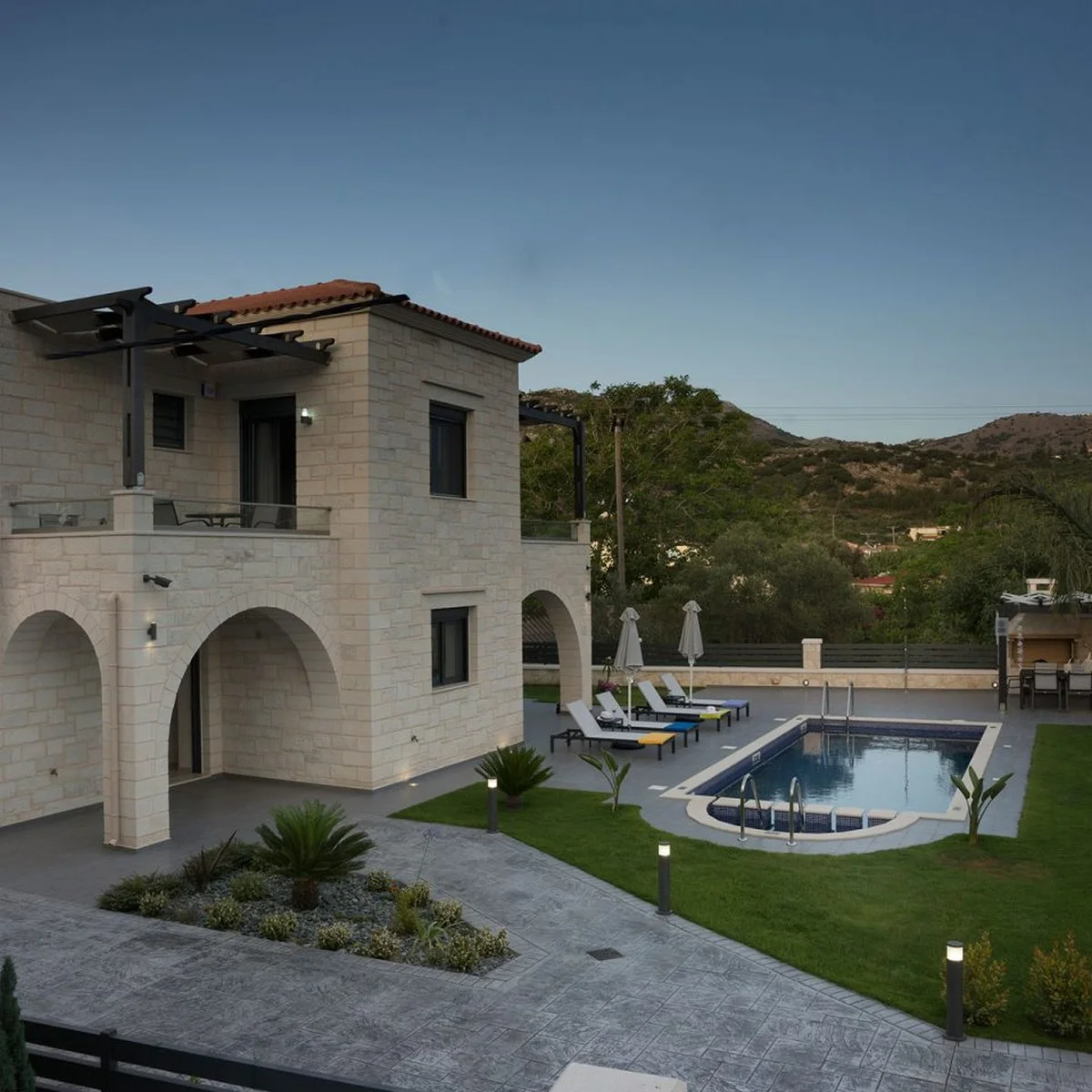 stone-villa-for-sale-in-almyrida-24