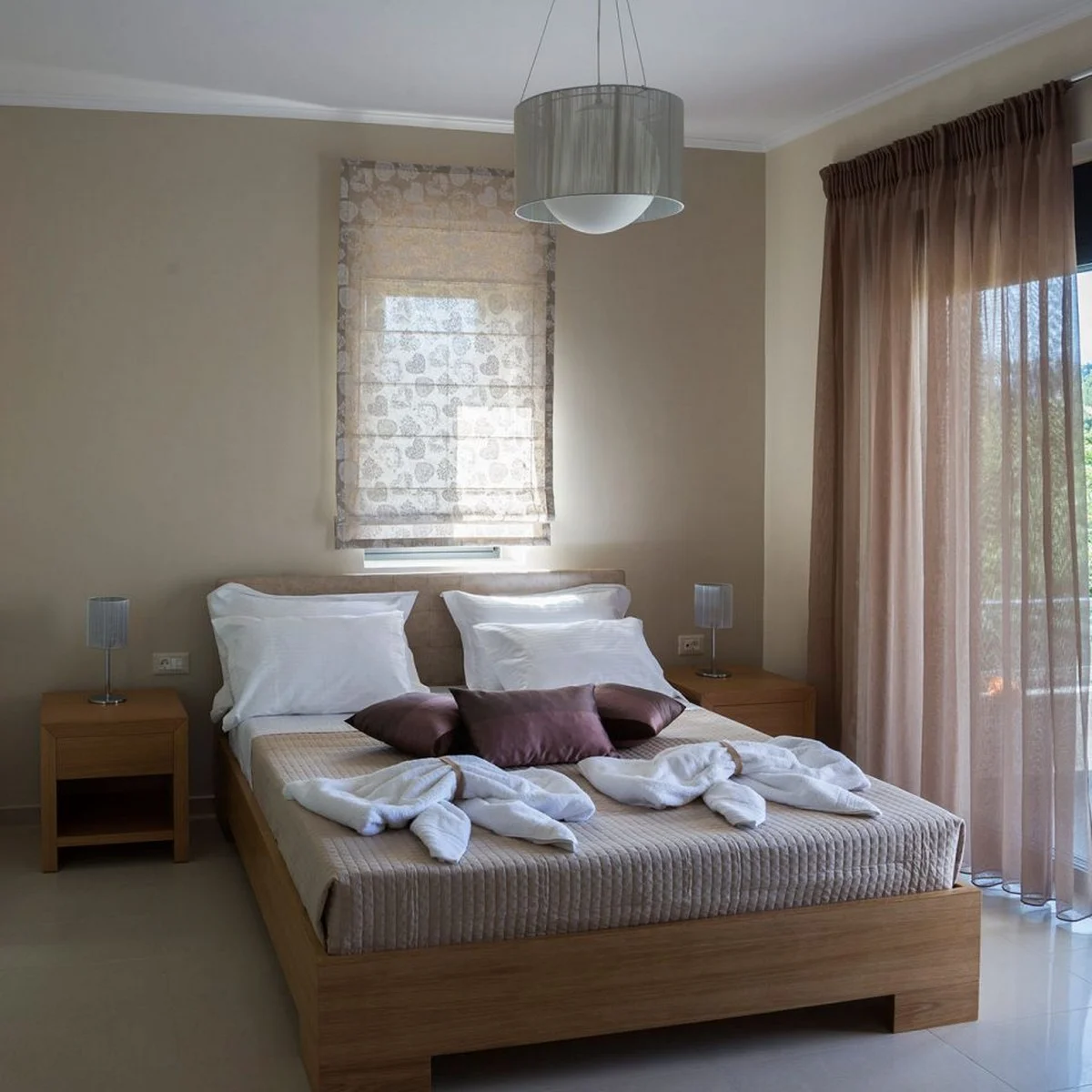 stone-villa-for-sale-in-almyrida-4