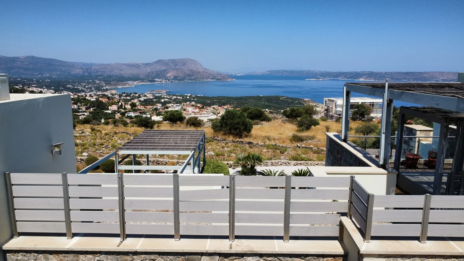 villa-sale-kokkino-chorio-39
