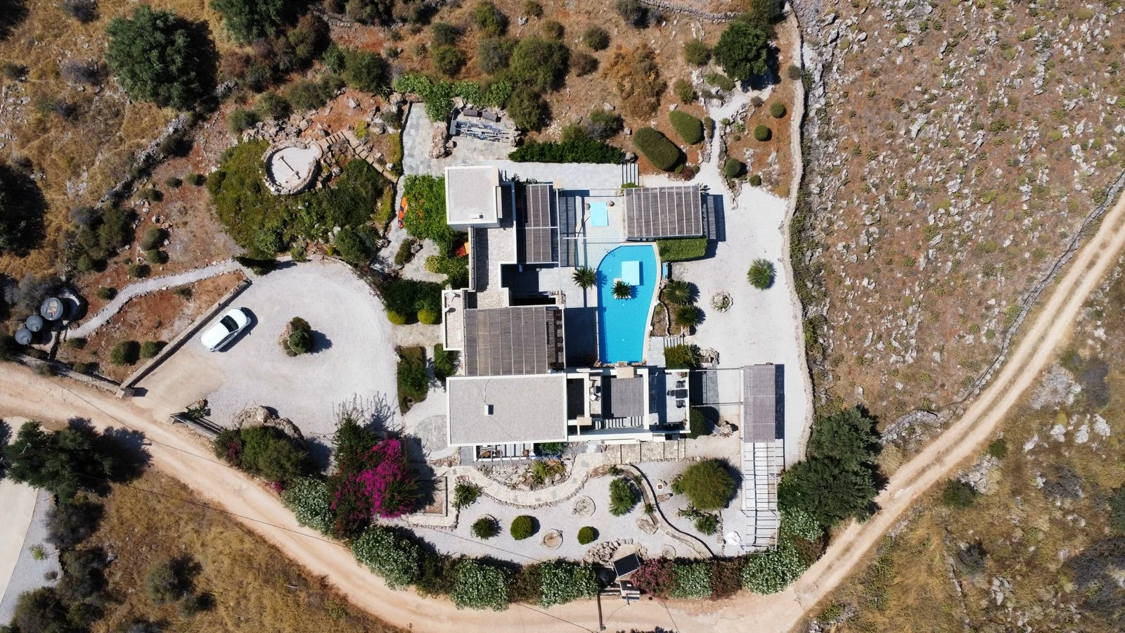villa-sale-kokkino-chorio-48