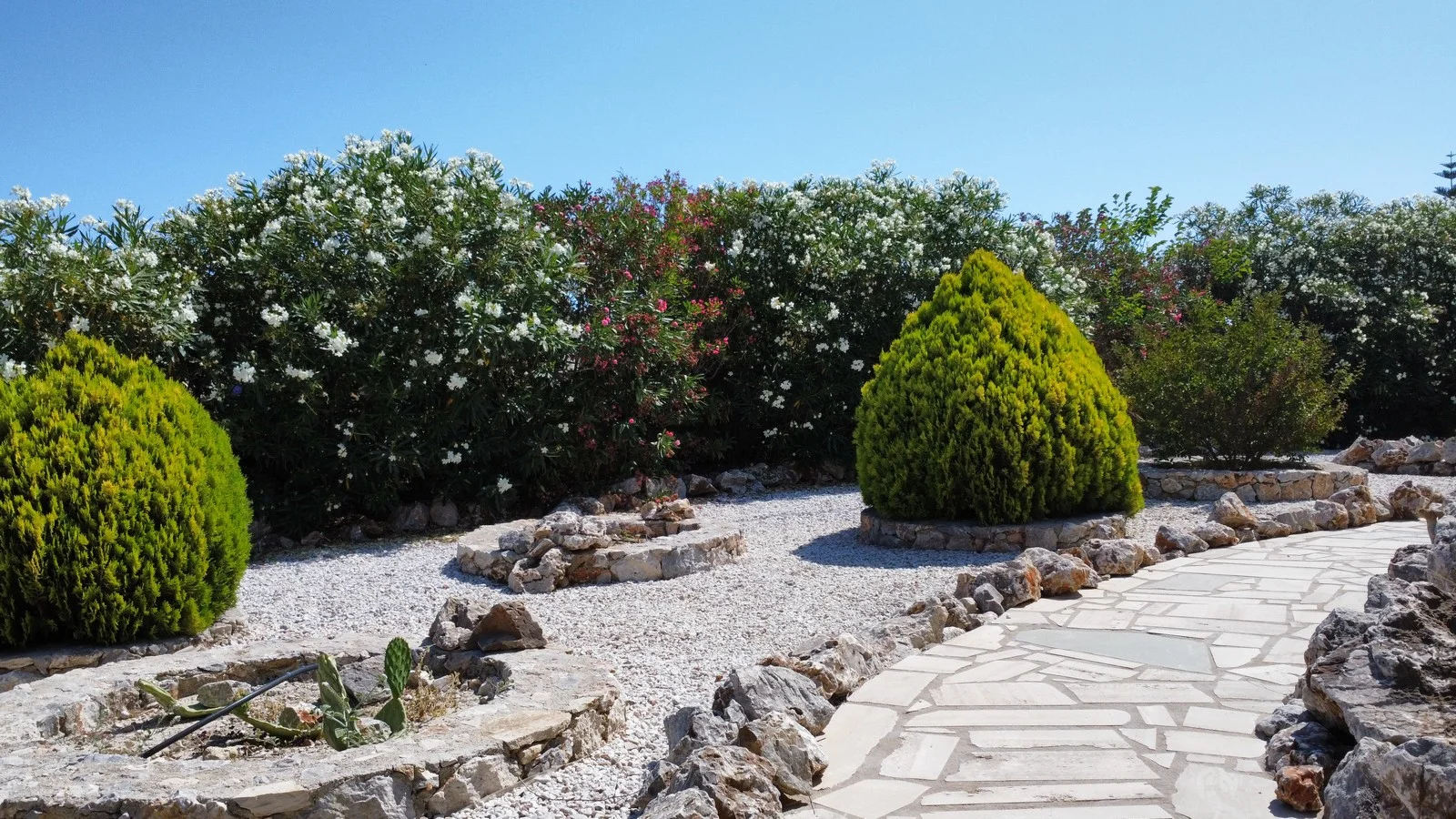 villa-sale-kokkino-chorio-5