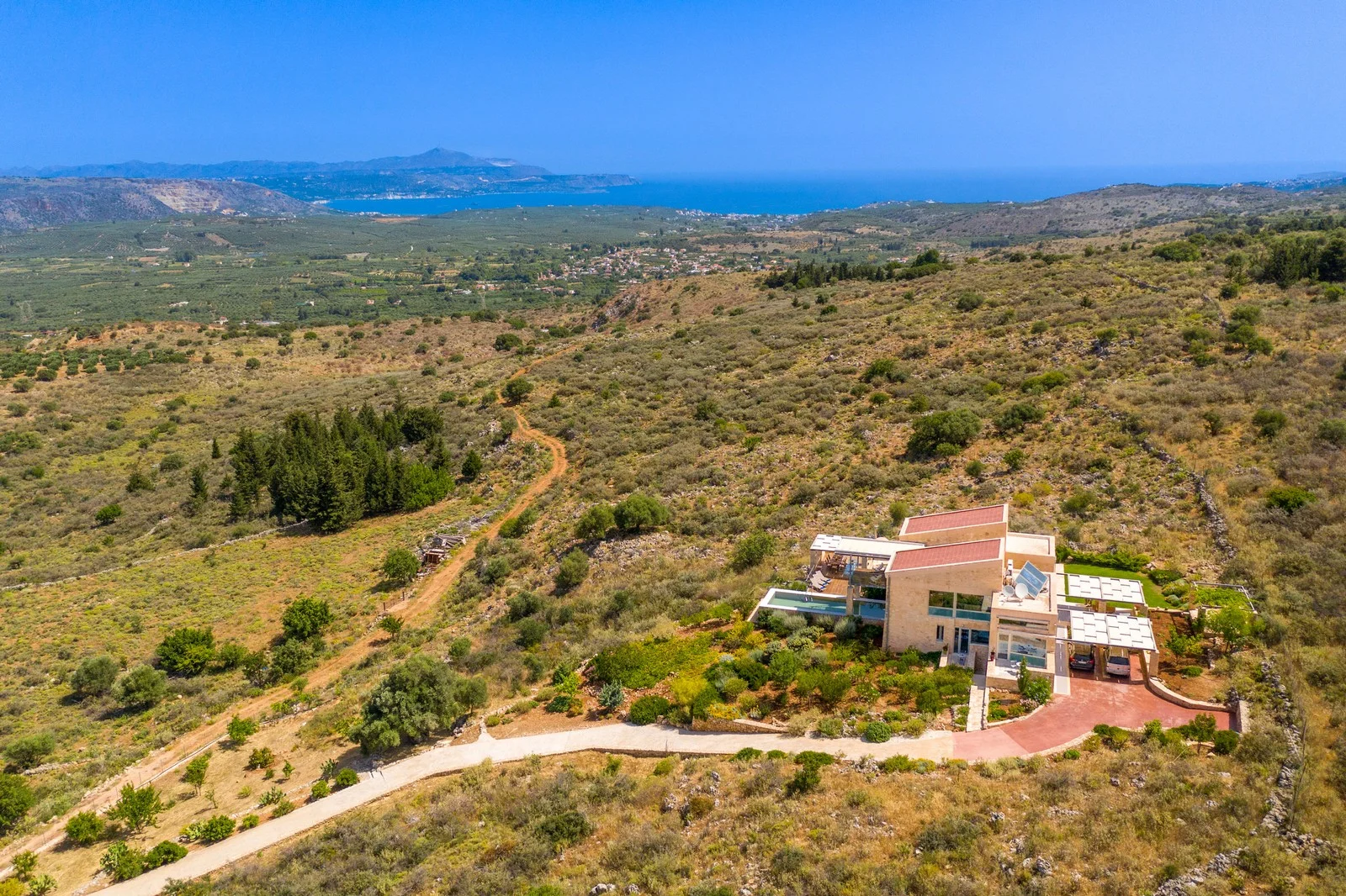 villa-sale-agioi-pantes